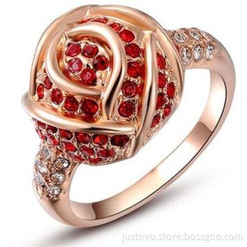 Platinum plated copper finger ring with Austrian crystal zircons, rose flower style
